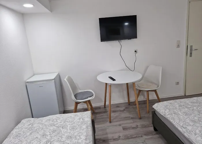 Rose בית אירוח *